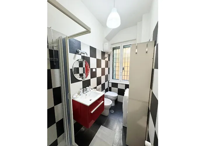 Ross House - Metro B Apartament